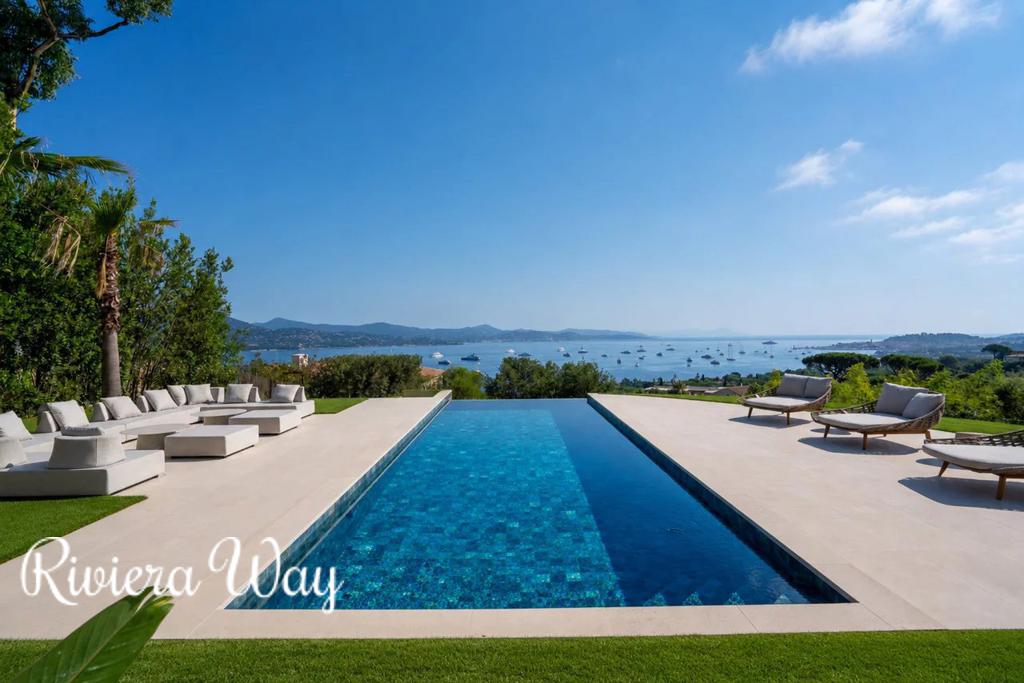 10 room villa in Gassin, photo #1, listing #107247084