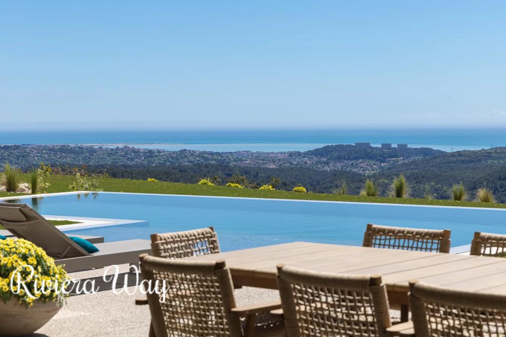 9 room villa in Roquefort-les-Pins, photo #3, listing #102918312