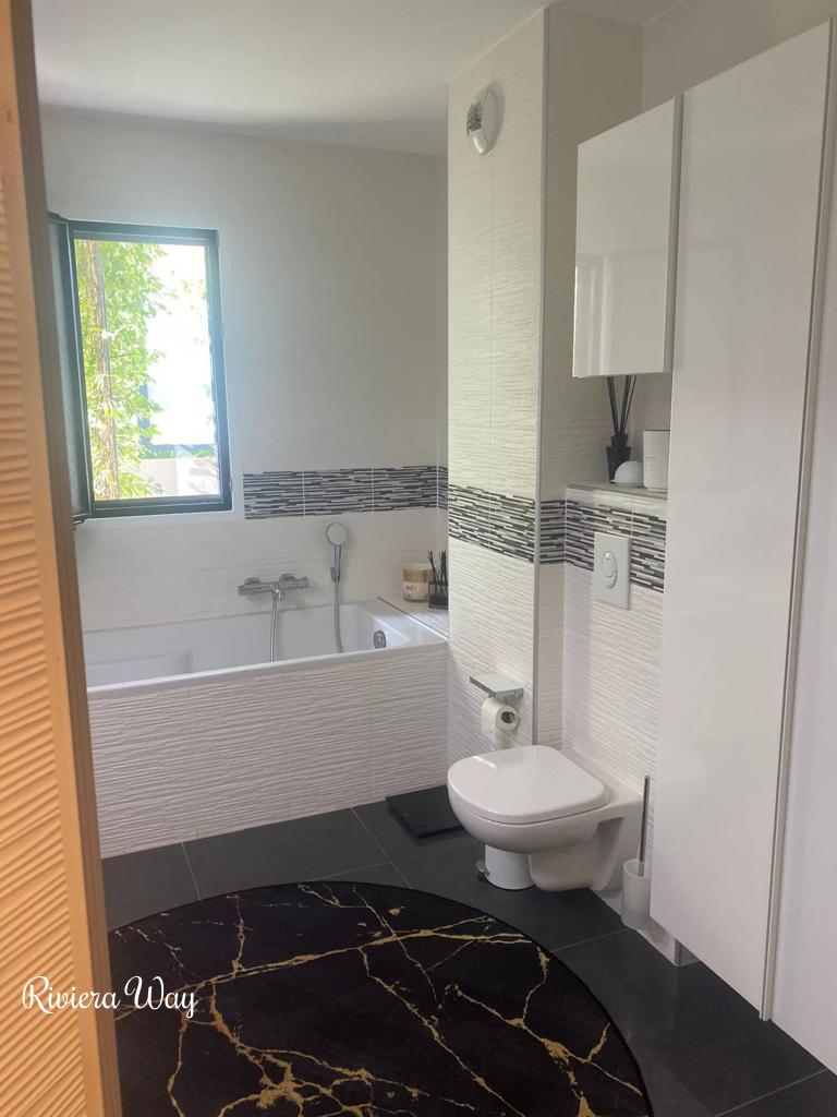 4 room apartment in Èze, photo #6, listing #106563366