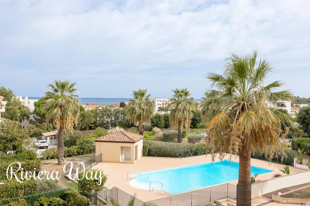 3 room apartment in Antibes, photo #1, listing #107146872
