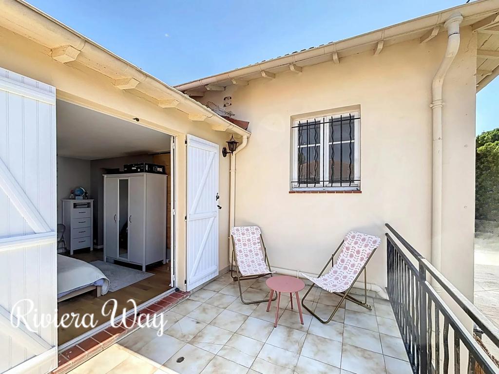 6 room villa in Cap d'Antibes, photo #8, listing #103799640