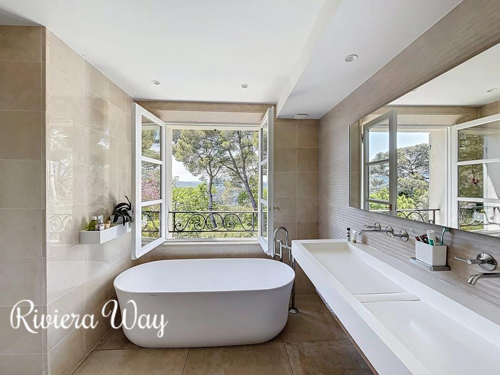 Villa in Mougins, photo #7, listing #103876164
