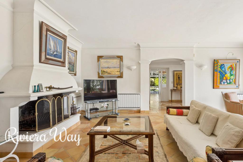 6 room villa in Tourrettes-sur-Loup, photo #4, listing #106276422