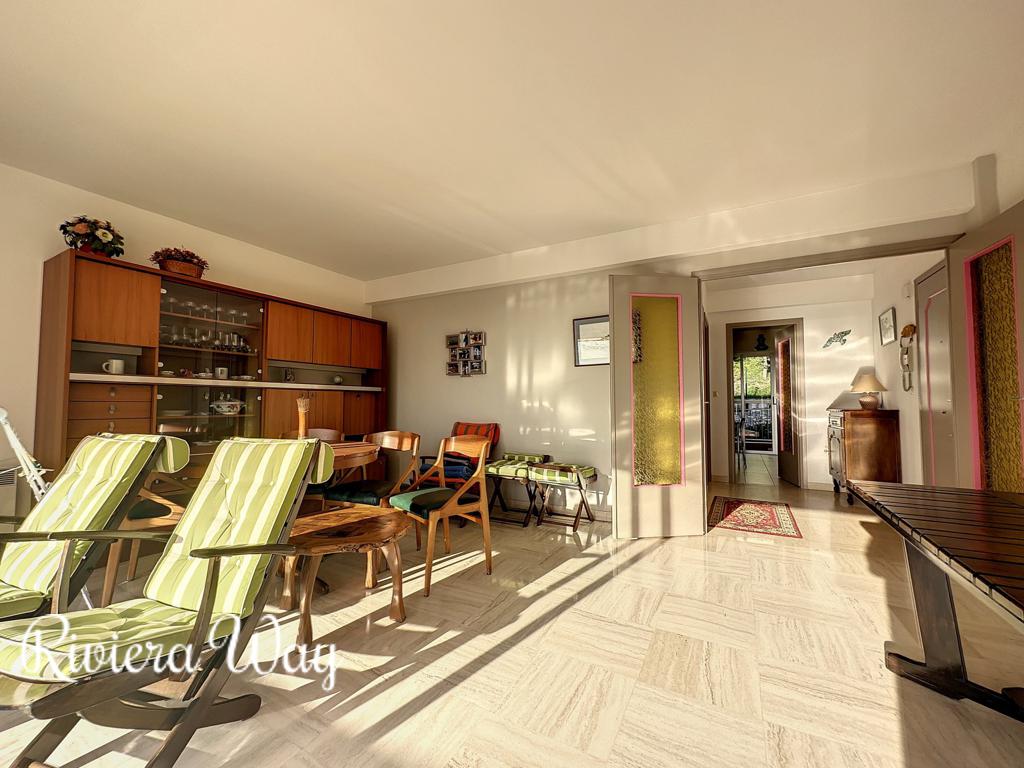 2 room apartment in Le Cannet, photo #1, listing #90419742
