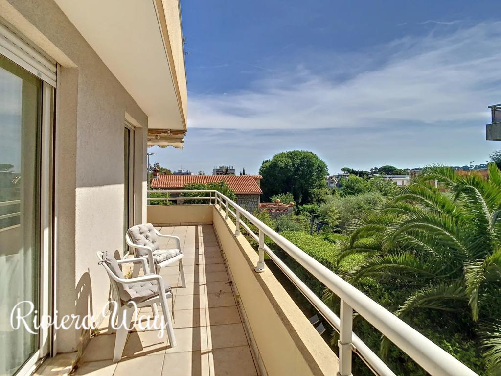 3 room apartment in Antibes, photo #1, listing #89853918
