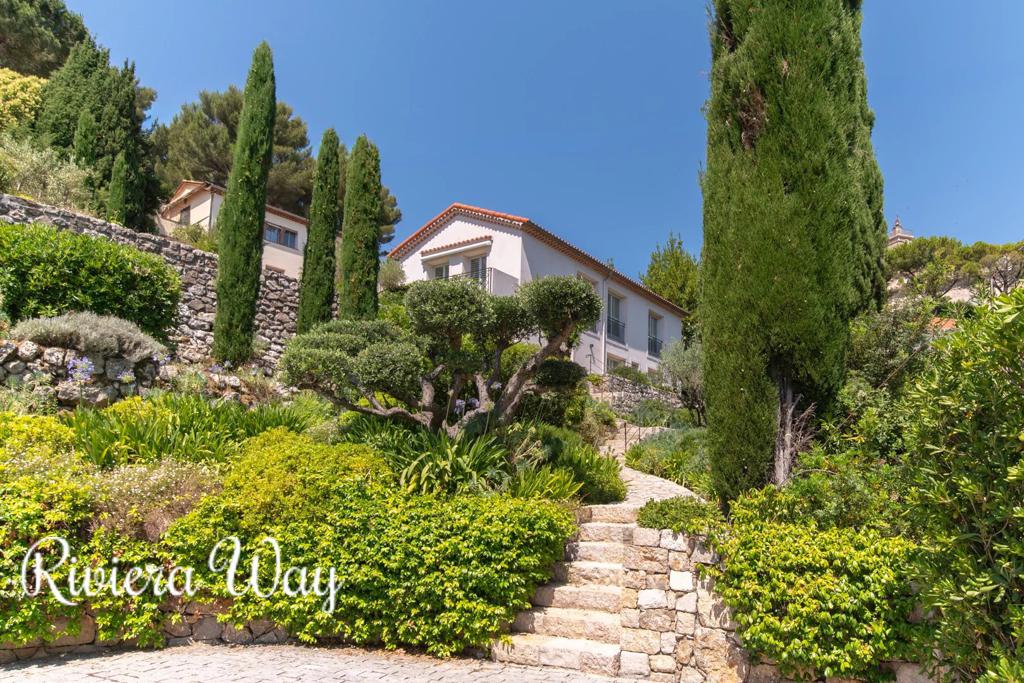 9 room villa in Mougins, photo #10, listing #106650306