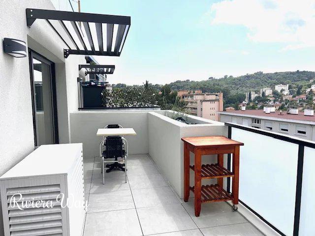 2 room apartment in Cannes, photo #5, listing #103487412