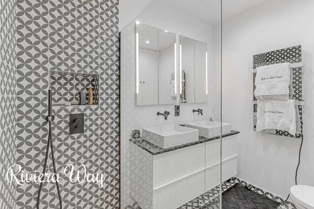 3 room villa in Grimaud, photo #2, listing #103229994