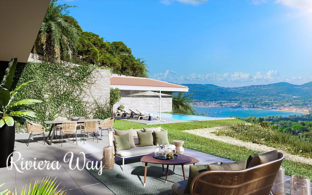 Villa in Grimaud, photo #5, listing #104481258