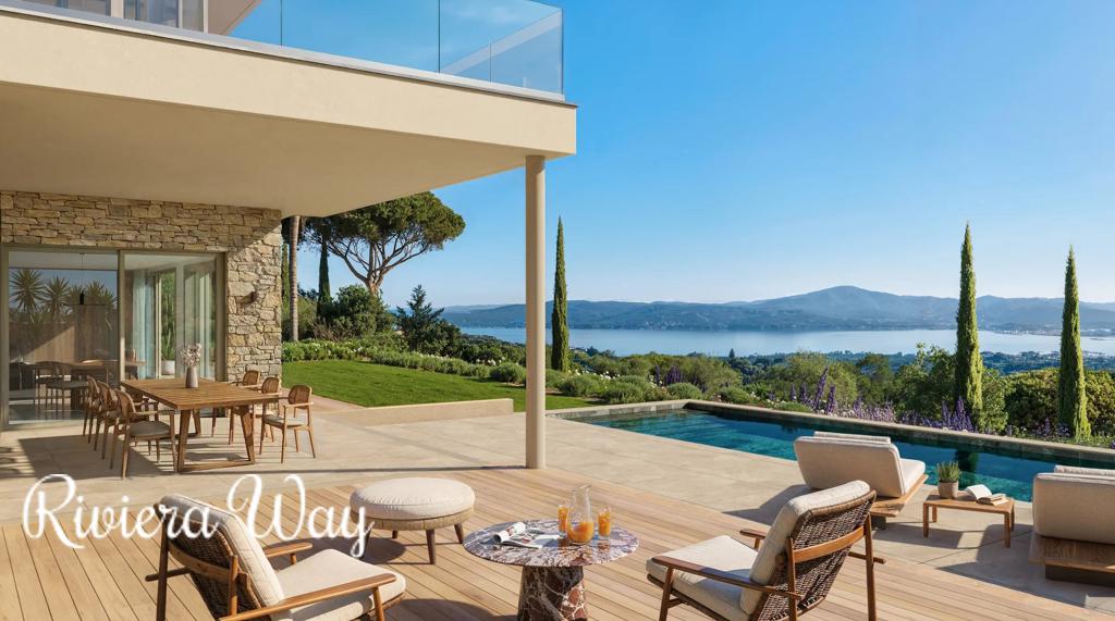 6 room villa in Grimaud, photo #2, listing #106361094