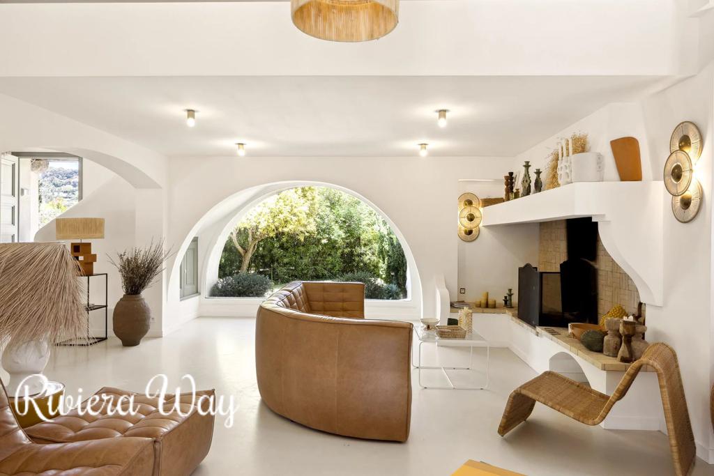 7 room villa in Saint-Paul-de-Vence, photo #8, listing #103169220