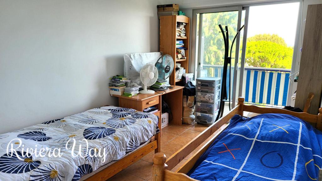 3 room apartment in Antibes, 65 m², photo #4, listing #103961928
