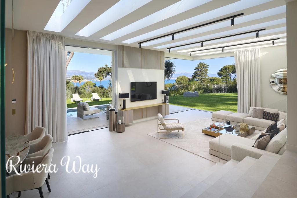 6 room villa in Cap d'Antibes, photo #6, listing #105546714
