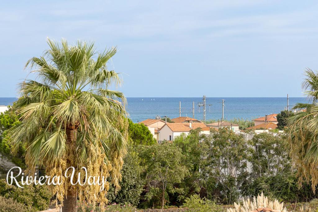 3 room apartment in Antibes, photo #2, listing #107146872