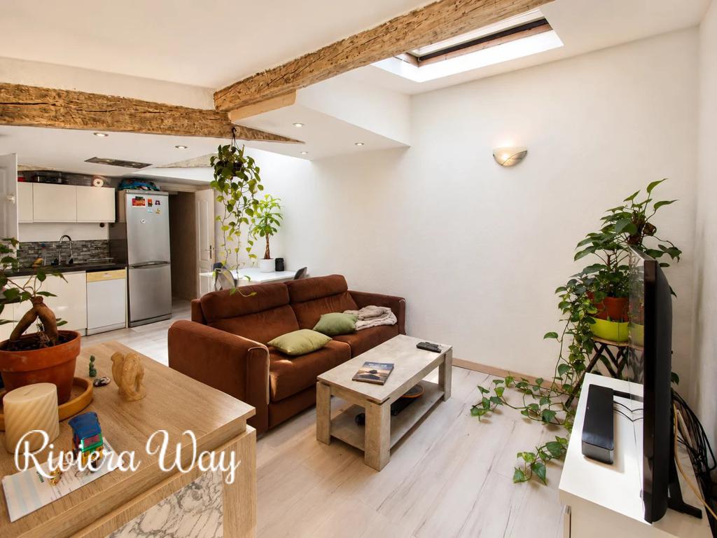 2 room apartment in Le Port, photo #6, listing #106462524