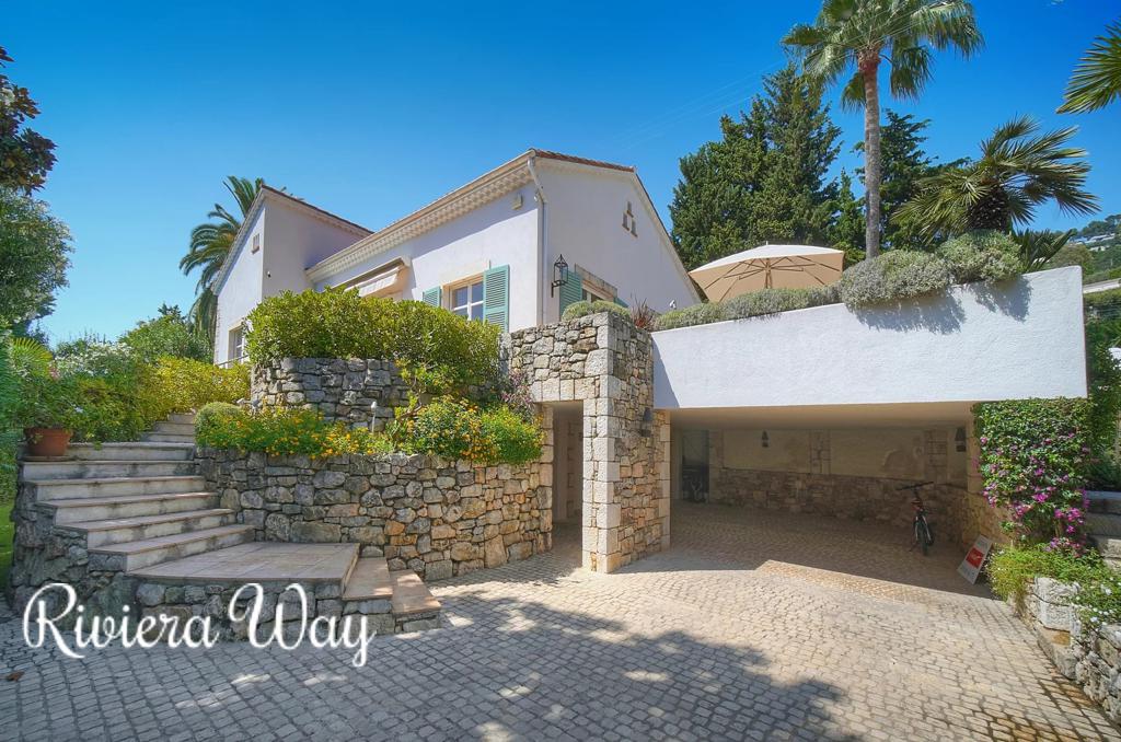 7 room villa in Cannes, photo #4, listing #100265718