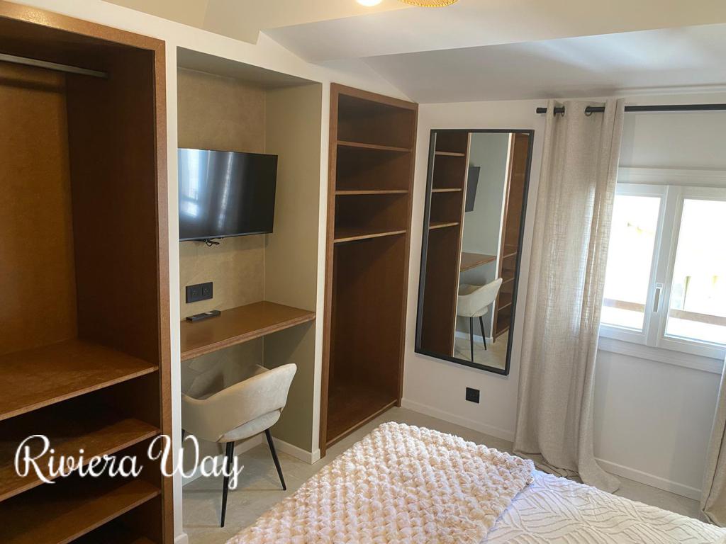 2 room apartment in Nice, 45 m², photo #9, listing #107062620