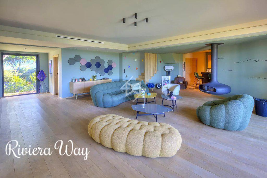 Villa in La Croix-Valmer, 365 m², photo #5, listing #104698650