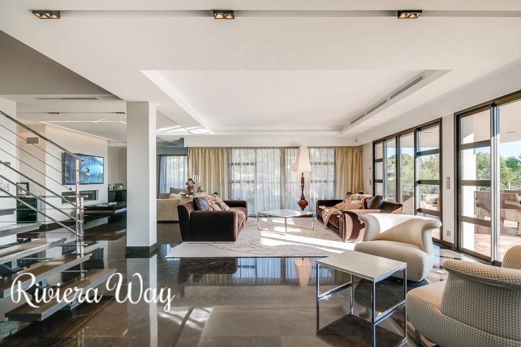6 room villa in Agay, photo #3, listing #80487582