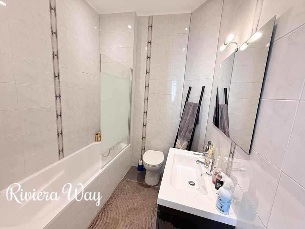 4 room apartment in Le Carré d'Or, 104 m², photo #5, listing #106035720