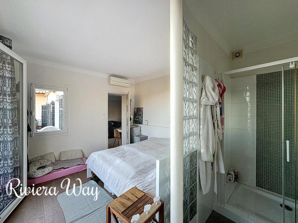 3 room apartment in Cannes, photo #9, listing #102099648