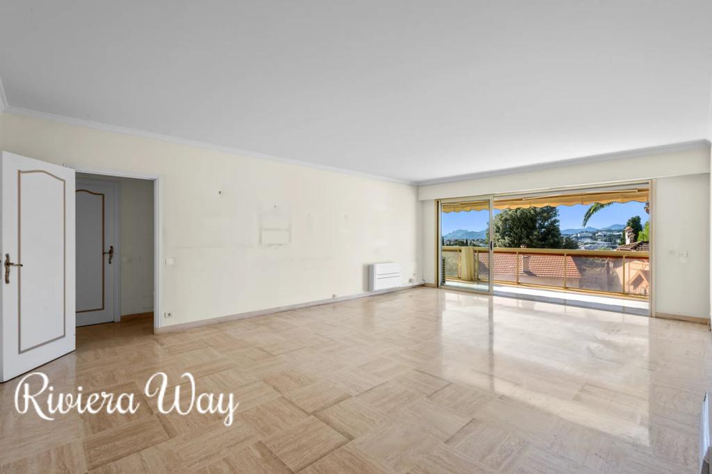 4 room apartment in Le Cannet, photo #10, listing #104520528