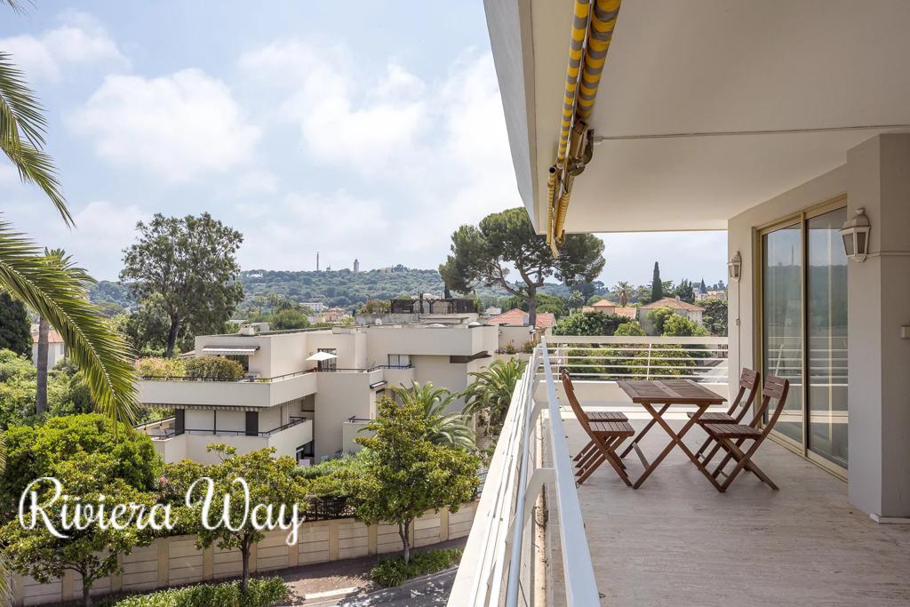 4 room apartment in Cap d'Antibes, photo #6, listing #103387032