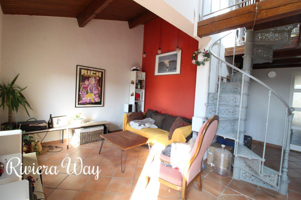 Apartment in Hyères, 82 m², photo #2, listing #80843868
