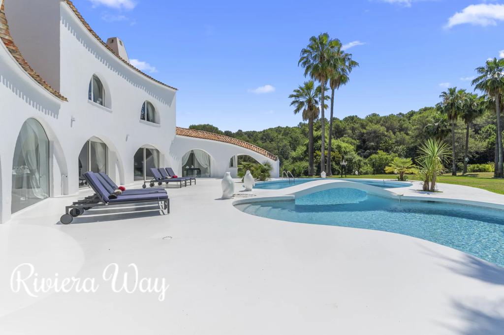 Villa in Mougins, photo #4, listing #103573218
