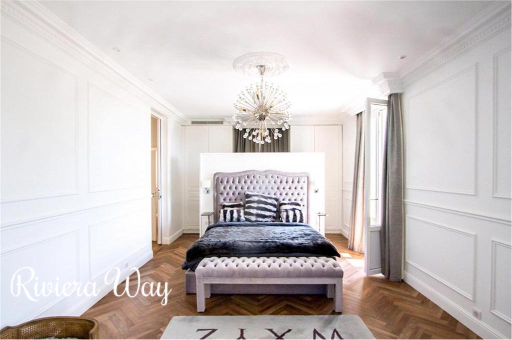 9 room villa in Èze, 280 m², photo #2, listing #94406004
