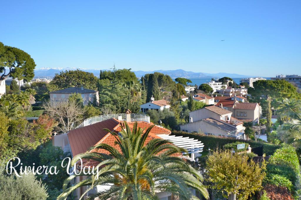 3 room apartment in Antibes, photo #3, listing #98582484