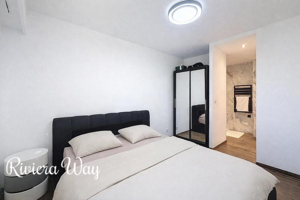 2 room apartment in Cannes, photo #8, listing #107013102