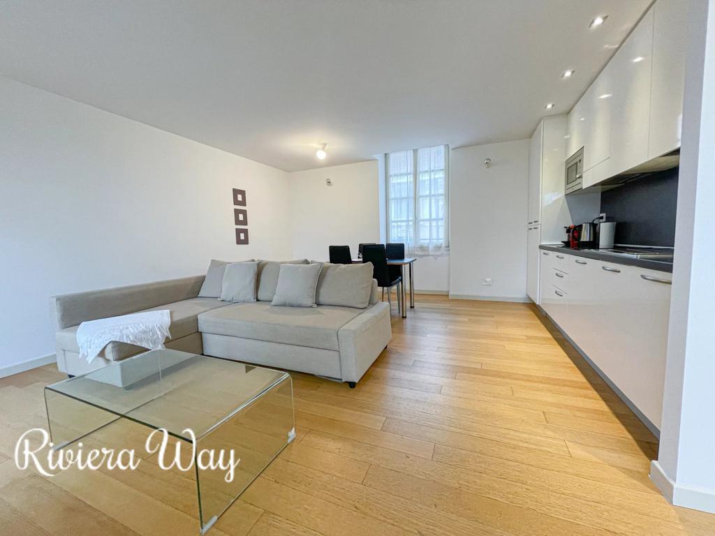 2 room apartment in Cannes, photo #6, listing #106248156