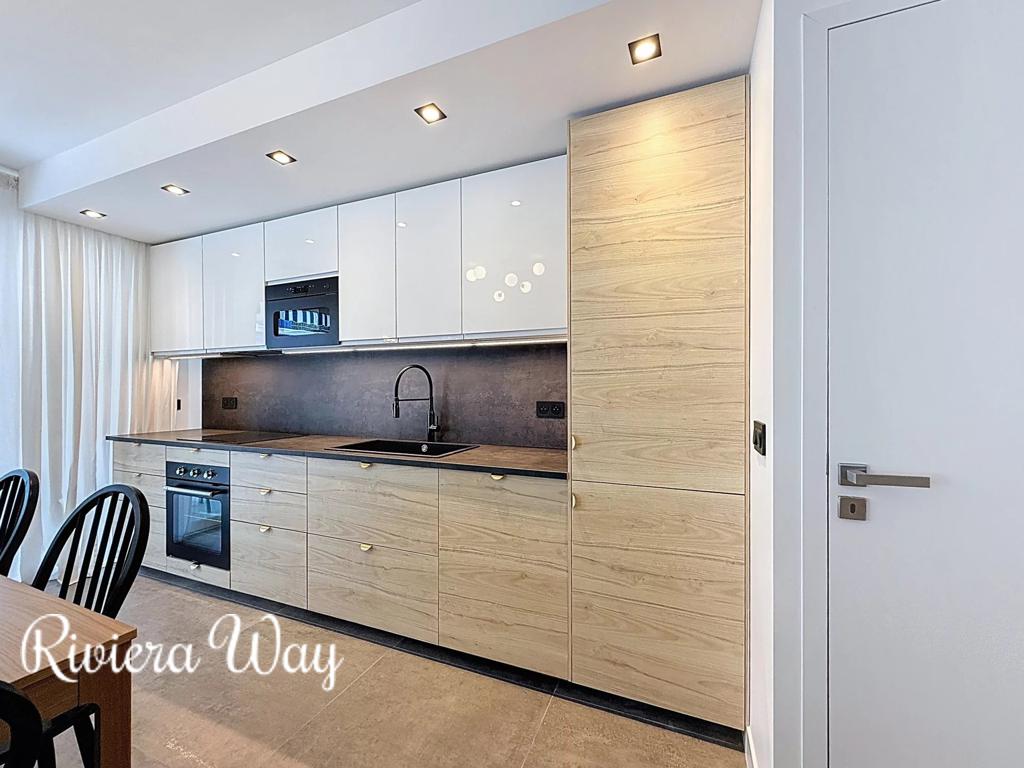 4 room apartment in Le Cannet, photo #2, listing #103387200