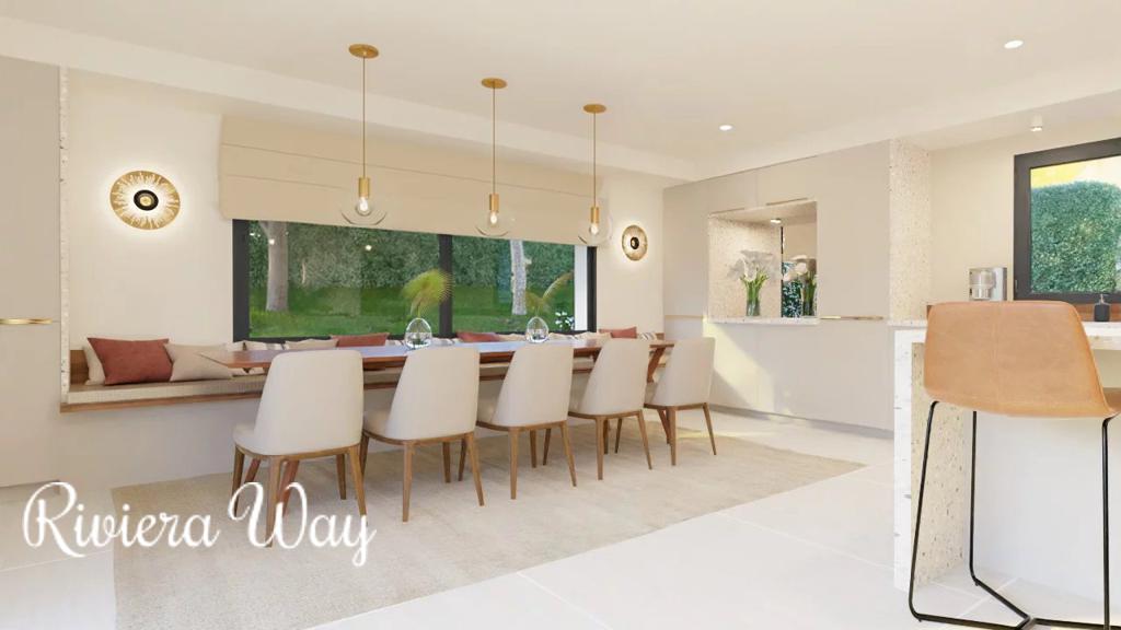 6 room villa in Saint-Raphaël, photo #4, listing #104069238