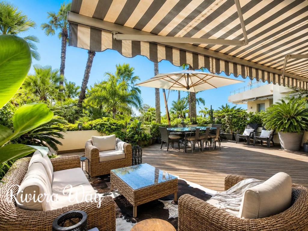 3 room apartment in Cannes, photo #1, listing #107033304
