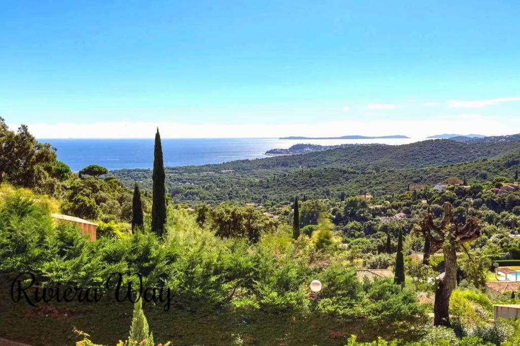 6 room villa in La Croix-Valmer, photo #1, listing #100683870