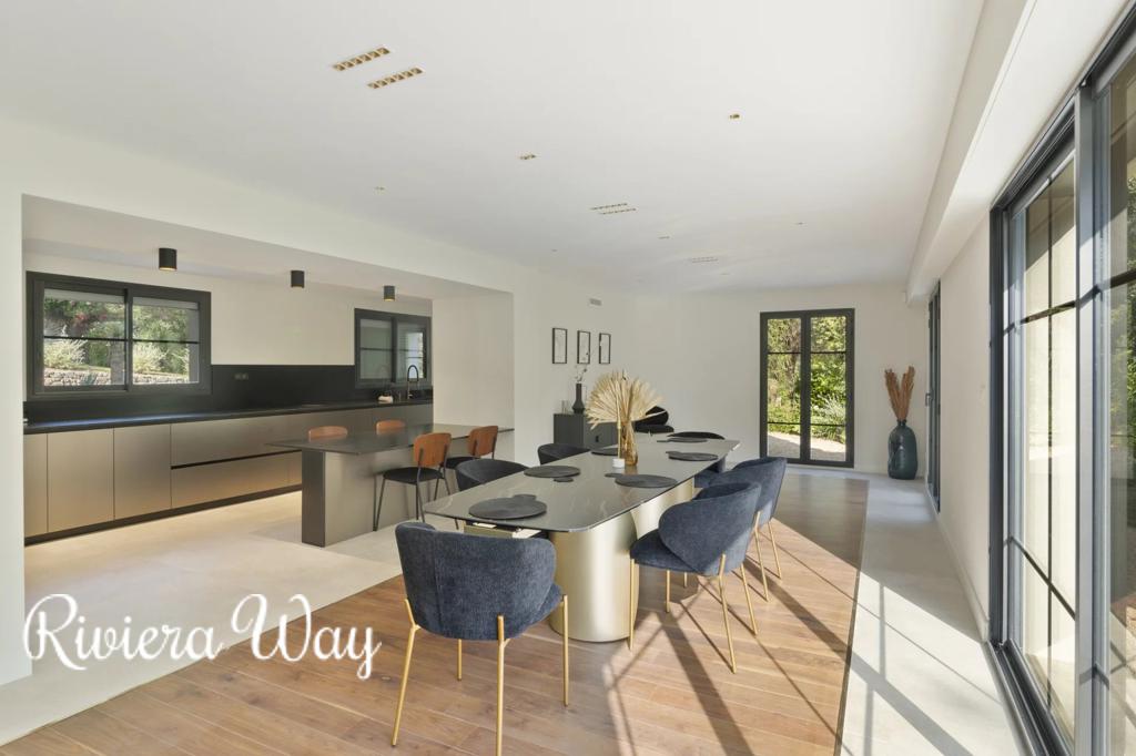 8 room villa in Mougins, photo #8, listing #102676350