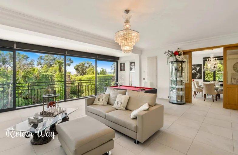 13 room villa in Californie - Pezou, 30 m², photo #1, listing #99609720