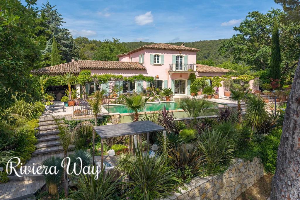 6 room villa in Draguignan, photo #7, listing #106225560