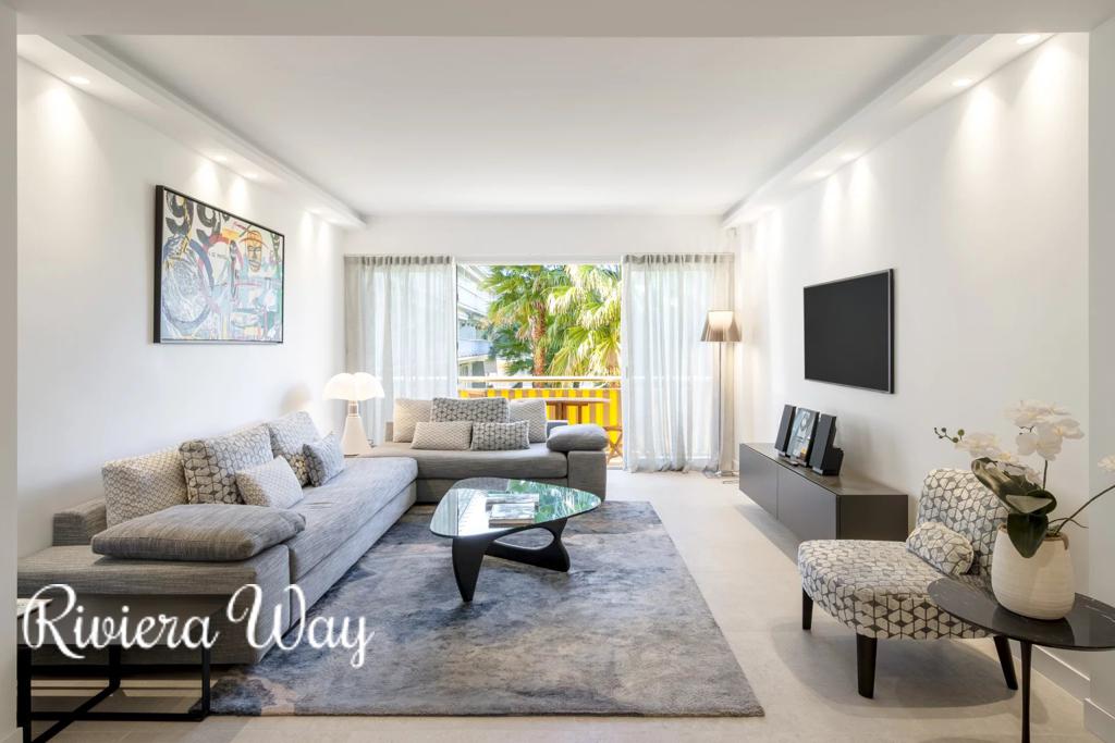 3 room apartment in Cannes, photo #4, listing #106324890