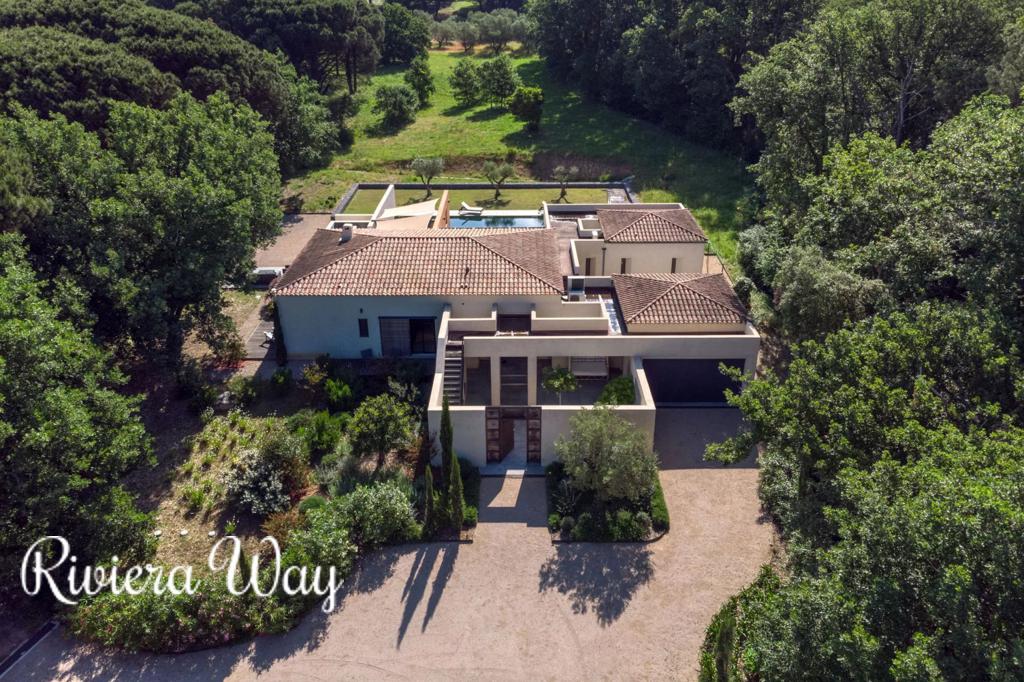 6 room villa in Gassin, photo #2, listing #99789270