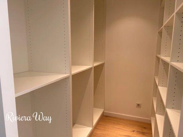 5 room villa in Mougins, photo #4, listing #103467378