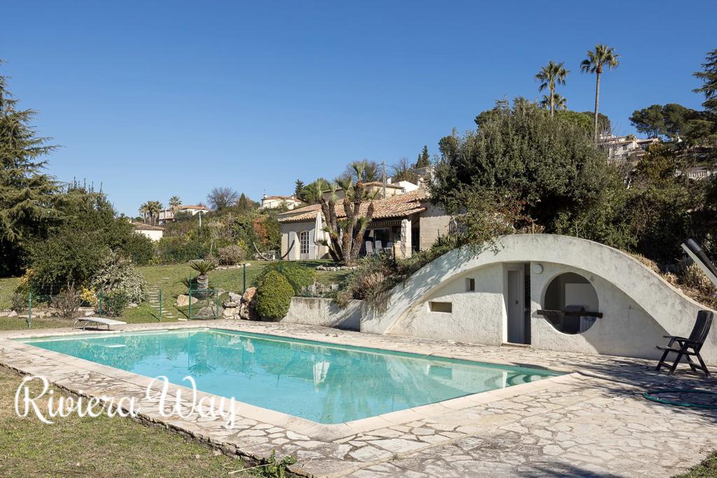 5 room villa in Cagnes-sur-Mer, photo #7, listing #101916780