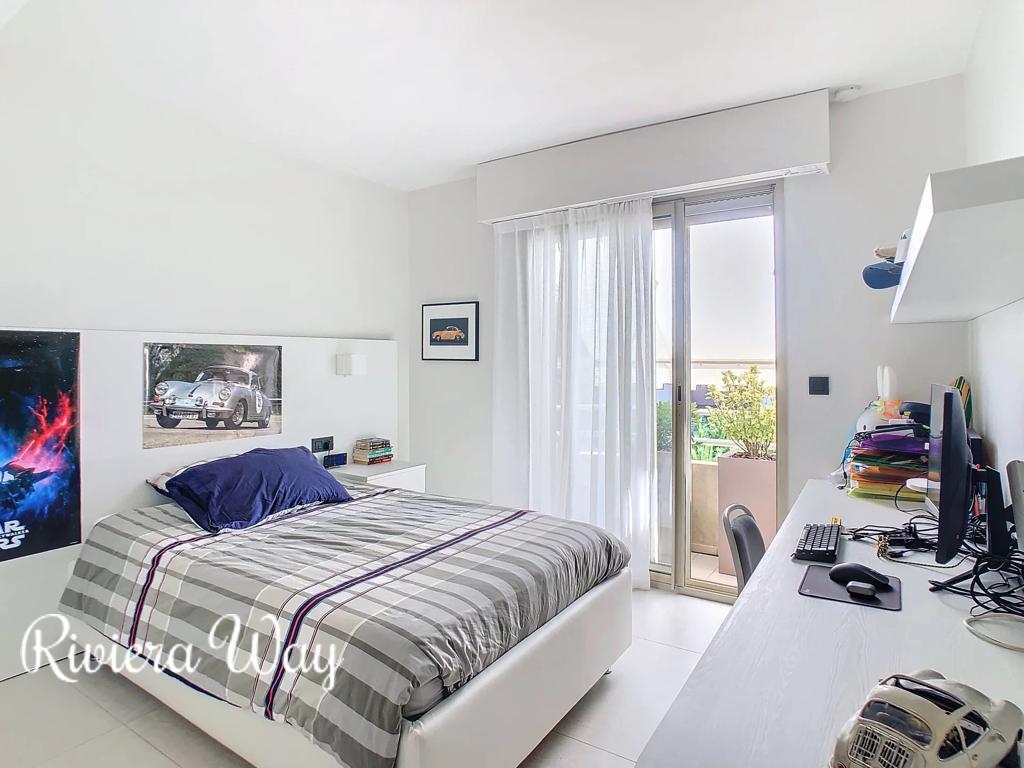 5 room apartment in Cannes, photo #8, listing #100683786