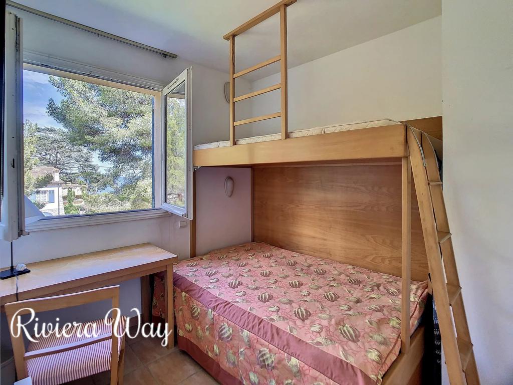 4 room apartment in Cap d'Antibes, photo #10, listing #79079742