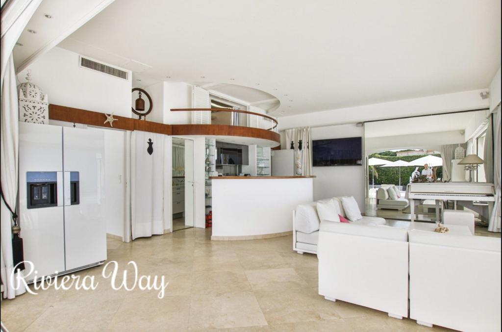 5 room villa in Cap d'Antibes, photo #7, listing #83325984