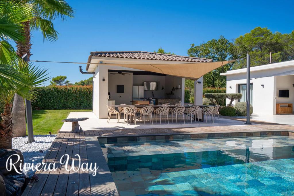 5 room villa in Draguignan, 42 m², photo #2, listing #107177322