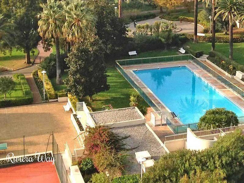 2 room apartment in Antibes, photo #3, listing #106563240