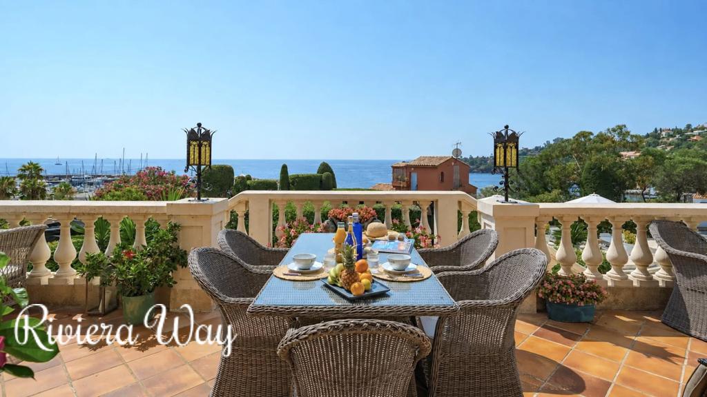 10 room villa in Theoule-sur-Mer, photo #4, listing #106795962